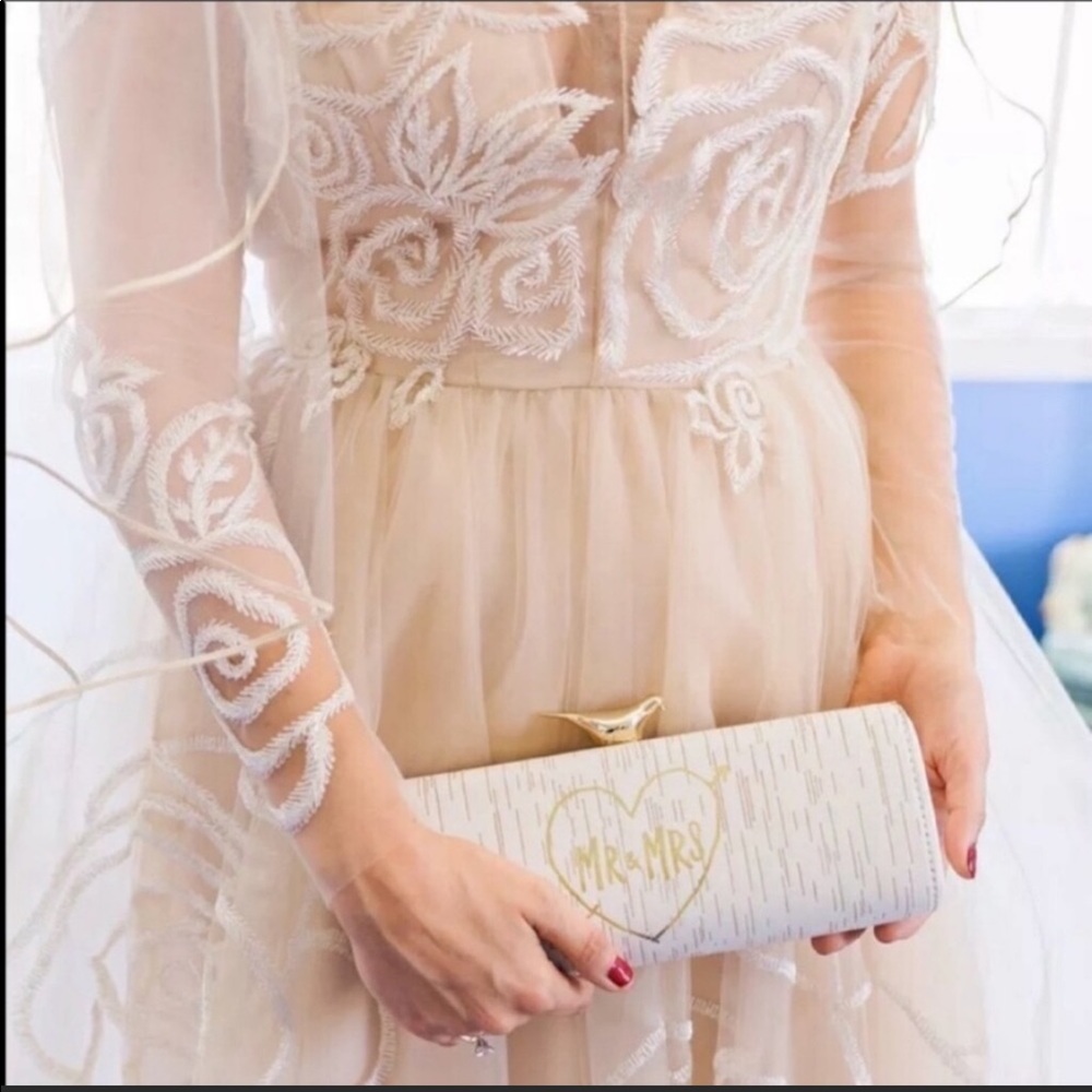 ❤️Kate Spade❤️ Wedding Belles Clutch 👰 - Picture 4 of 9